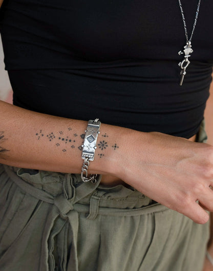Open Eyes Bracelet