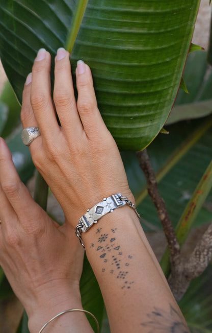 Open Eyes Bracelet