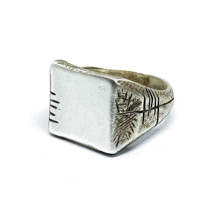 Carved Memories Ring (Big Version)
