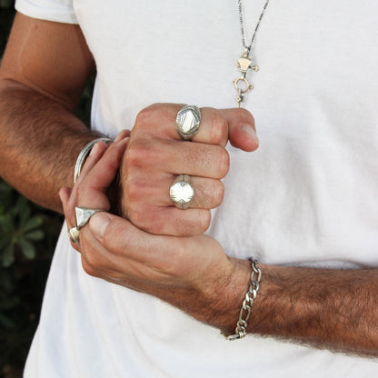 The Nomad Ring