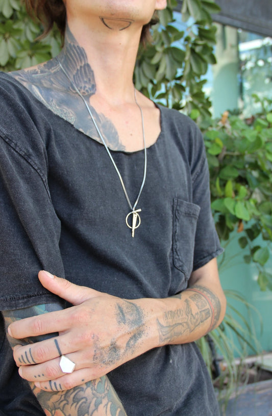 Break The circle Necklace