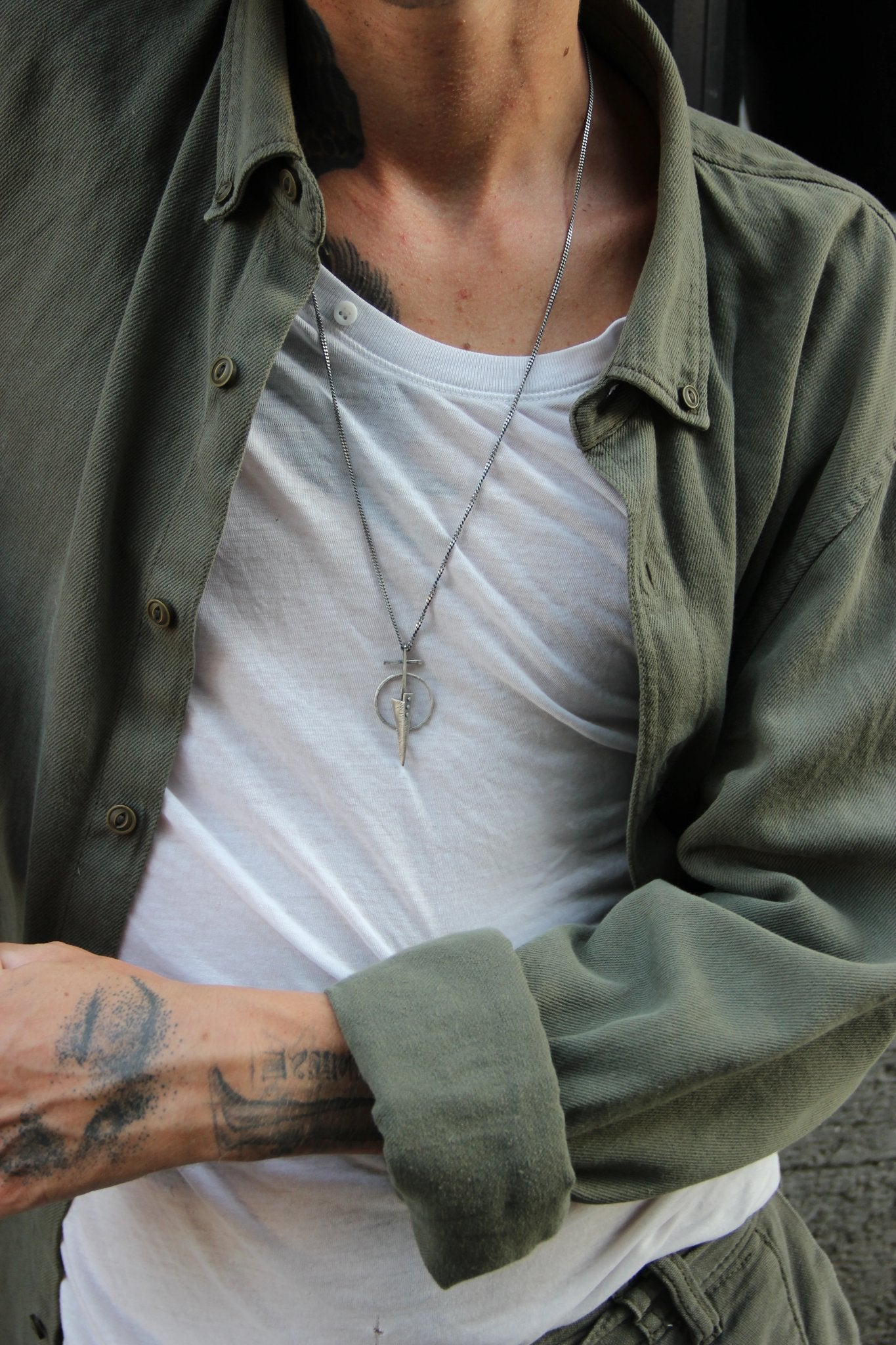 sharpen mind silver necklace