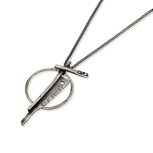 Break The circle Necklace